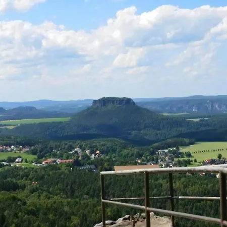 Haus Am Stein Haus 1 *